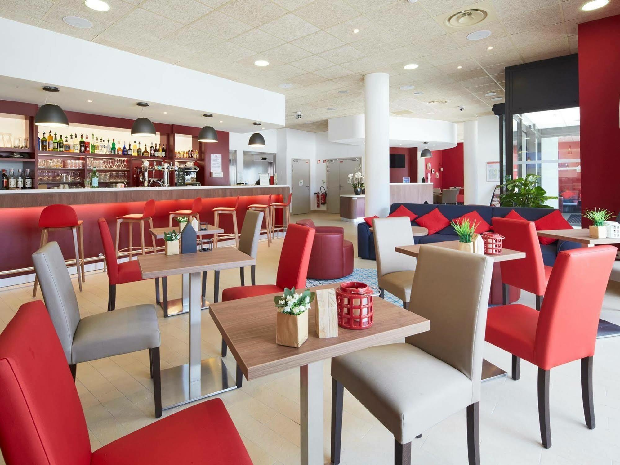 Campanile Ales Centre - Cevennes Hotel Екстериор снимка